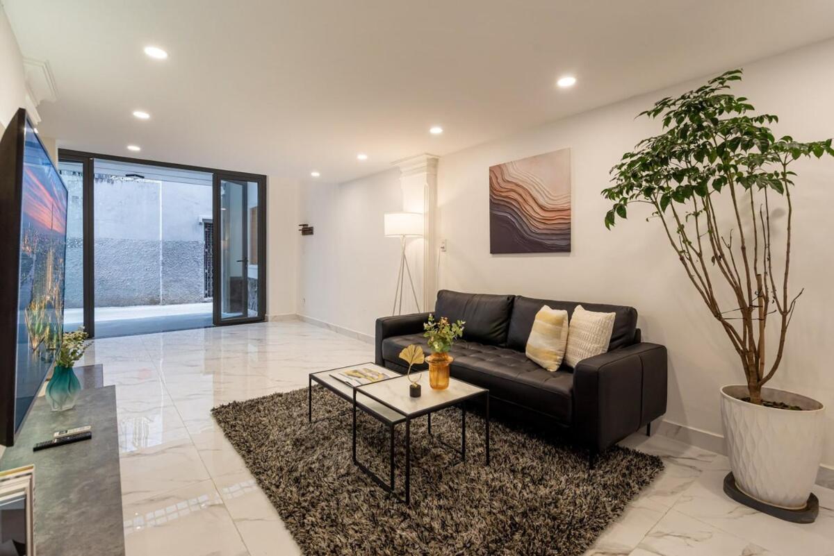 Nesta Home Central-Big Garden For Group-Pool Bbq-Coffee Shop-Free Parking * Ho Chi Minh City