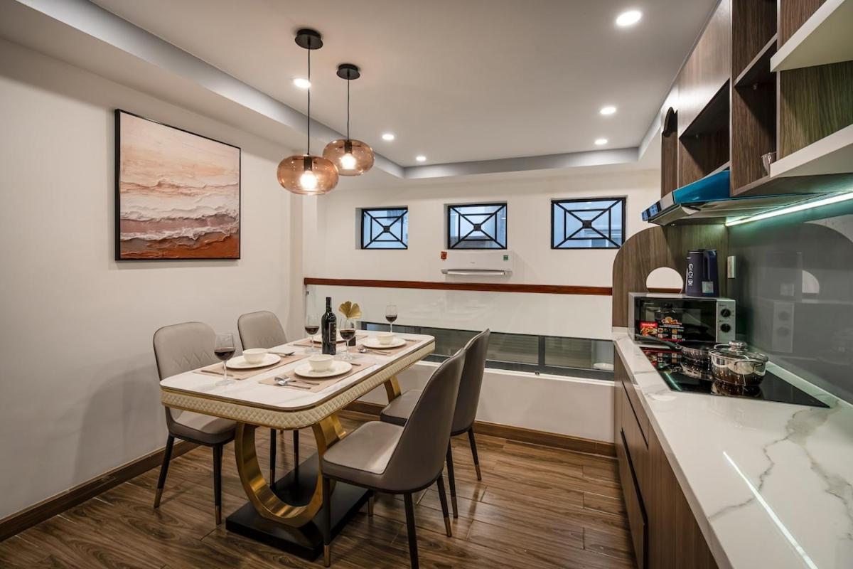 Nesta Home Central-Big Garden For Group-Pool Bbq-Coffee Shop-Free Parking Apartment Ho Chi Minh City